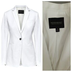 Off-White Long and Lean-Fit Blazer (Banana Republic)